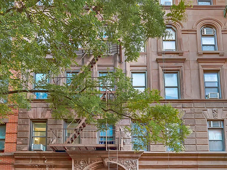 358 W 45th St #4D — Photo 8