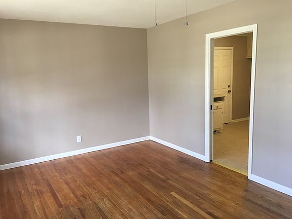 5th image of 394 Jack Coleman Dr NW