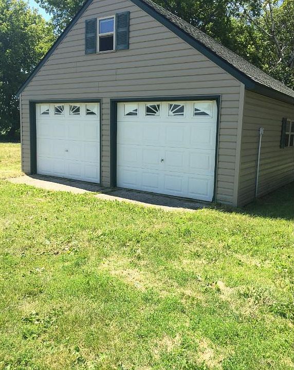 2nd image of 4202 212th St