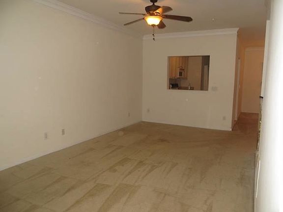 4th image of 8827 Fairview Blf