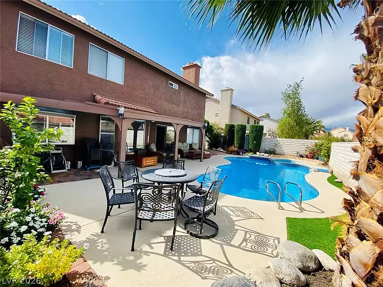 6576 Moonshadow Cir — Photo 19