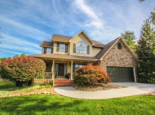413 Leeds Ct, Maryville, TN 37803