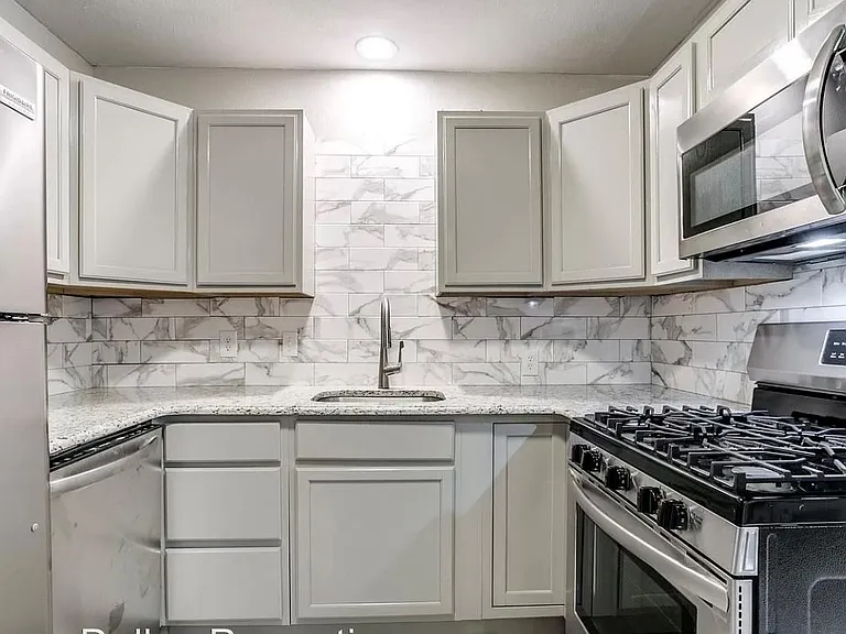 4031 Cole Ave #J — Photo 1
