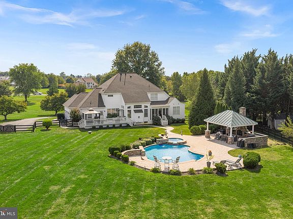 2nd image of 38332 Stone Eden Dr