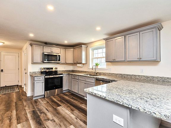 3rd image of 117 Timber Ridge Drive