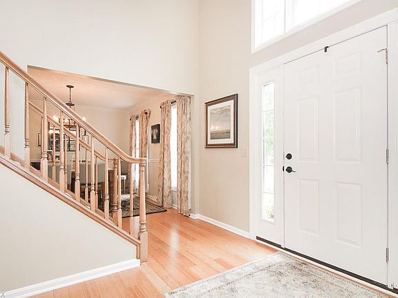 2nd image of 29714 Washington Way