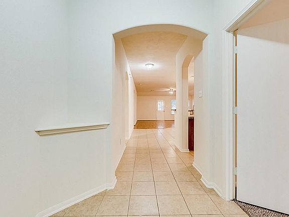 3rd image of 25831 Chapman Falls Dr