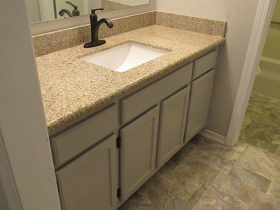 5th image of 2445 Knightway Dr