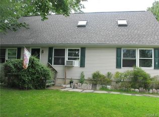 5 Angel Rd, New Paltz, NY 12561