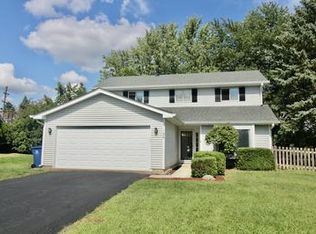 196 Westbrook Cir, Naperville, IL 60565