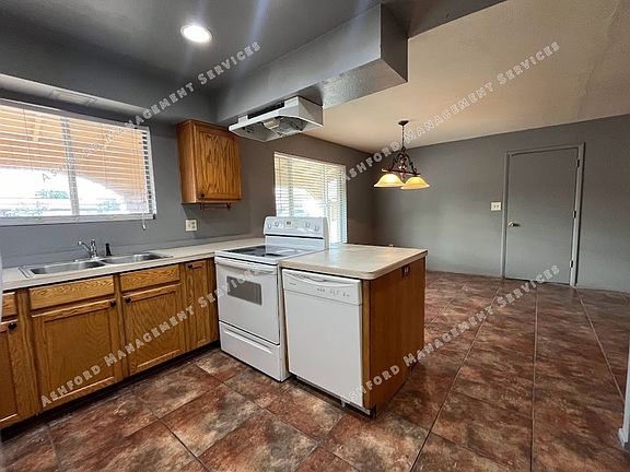 3rd image of 12229 N 48th Ave