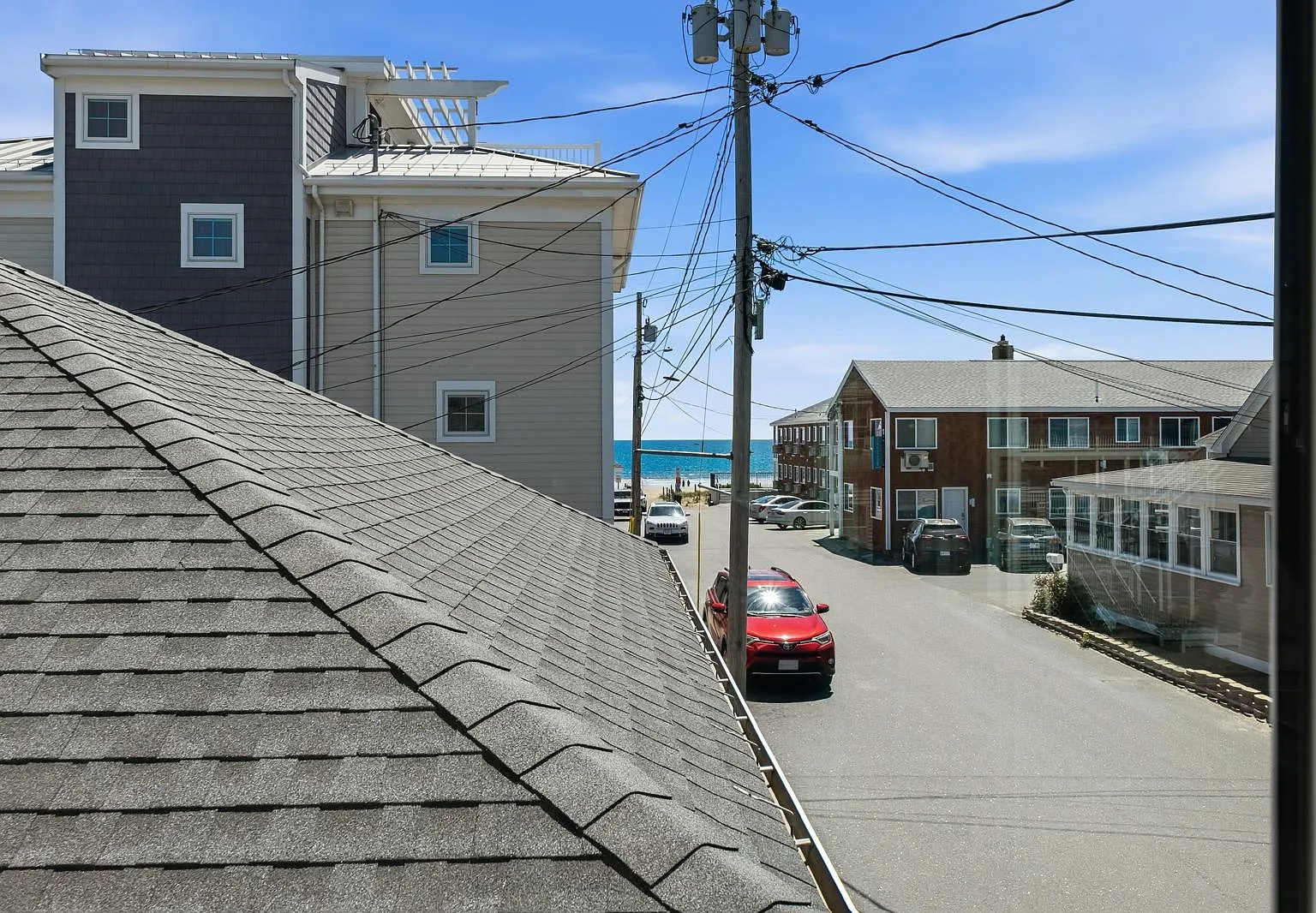 2 bed, 888 sqft, $1,800 — Photo 3