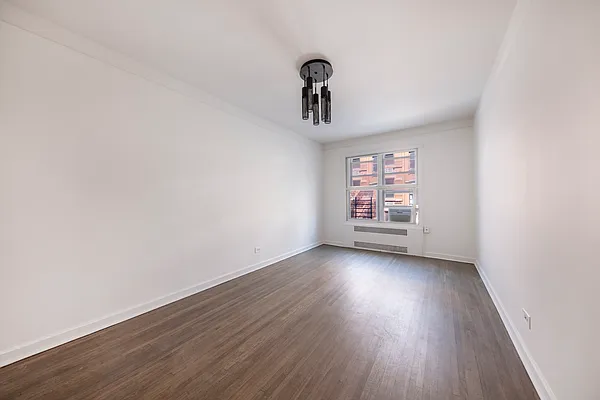 Rented by Oxford Property Group | media 18