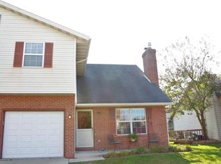 2212 Greenfield Dr, Belleville, IL 62221