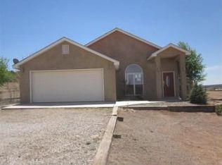 14 Pioneer Rd, Edgewood, NM 87015