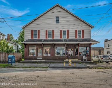 700 Poplar St, Mayfield, PA, 18433