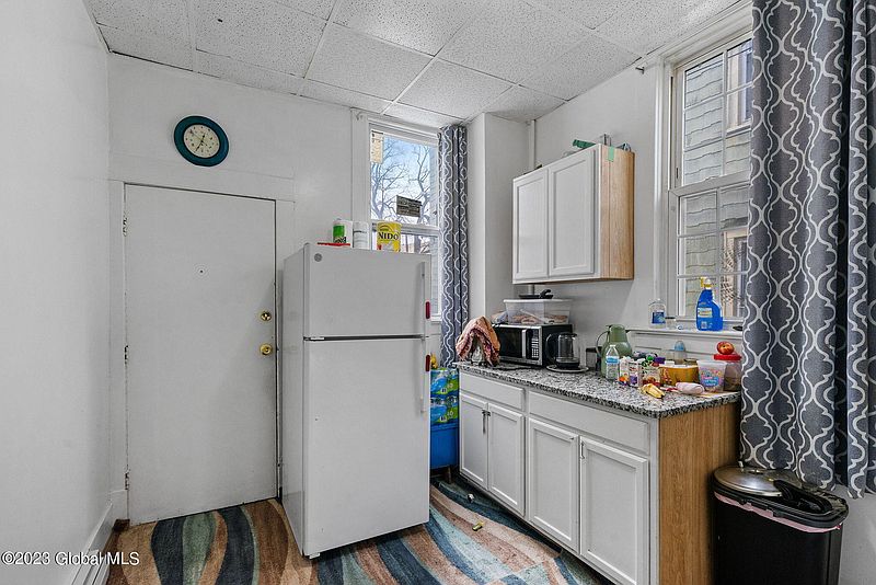 4th image of 54 West Street