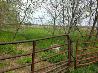 W8246 Lake Shore Rd, Sharon, WI 53585