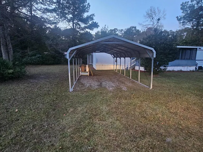 1201 Floyd Dr NE — Photo 18