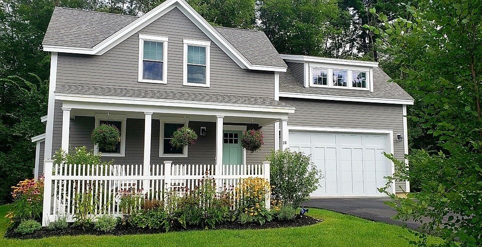 1st image of 28 Daley Dr #28