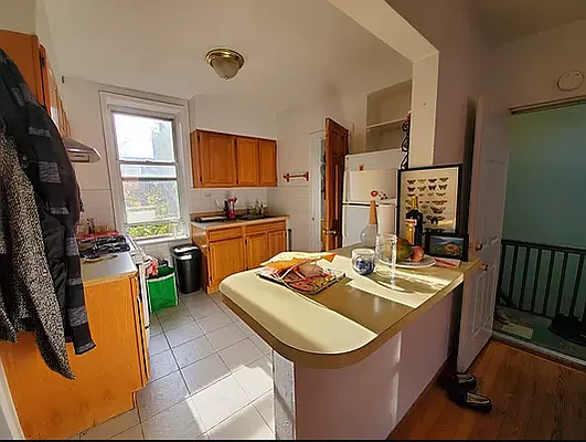 Rented by Corcoran | media 7