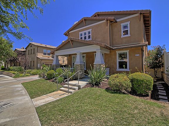 3rd image of 8178 Onyx St