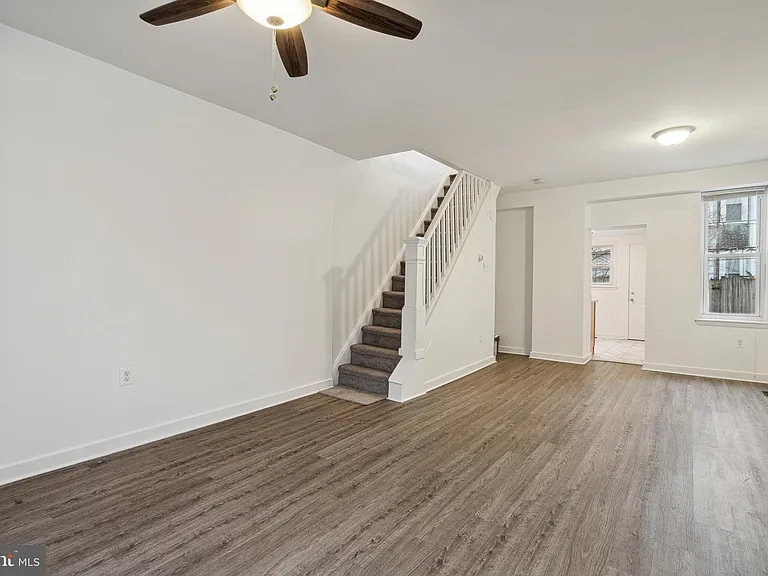 3079 Tulip St — Photo 5
