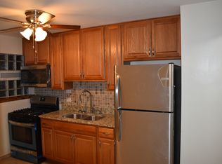 1939 S 5th Ave APT 2N, Maywood, IL 60153