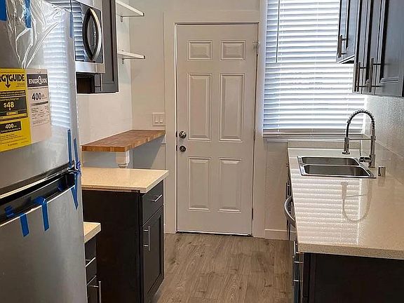 3rd image of 5436 Huntington Dr S APT 3