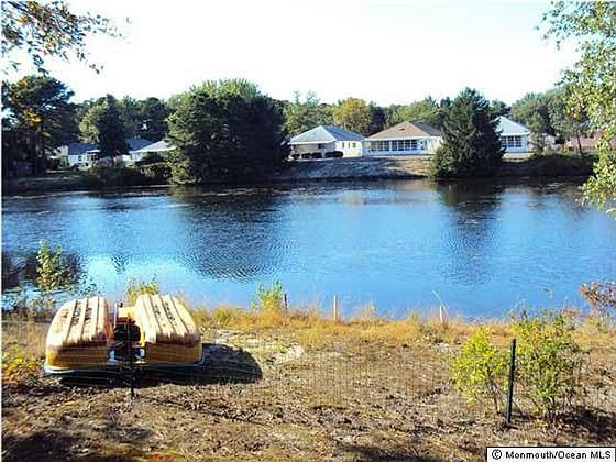 1st image of 1832 Hovsons Blvd