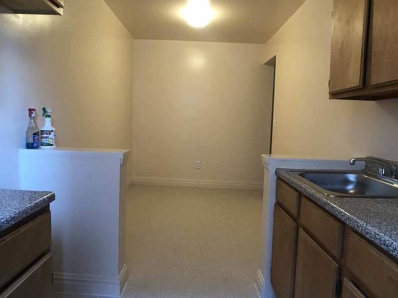 4th image of 8645 St James Ave APT 1H