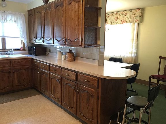 4th image of 188 Cantwell Dr