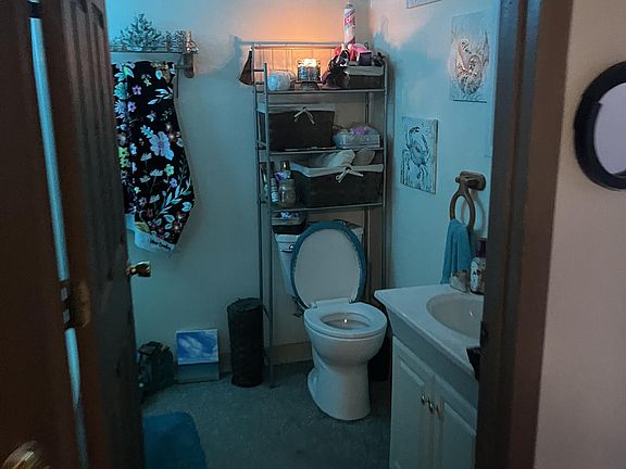 5th image of 213 S Jefferson St #215-2