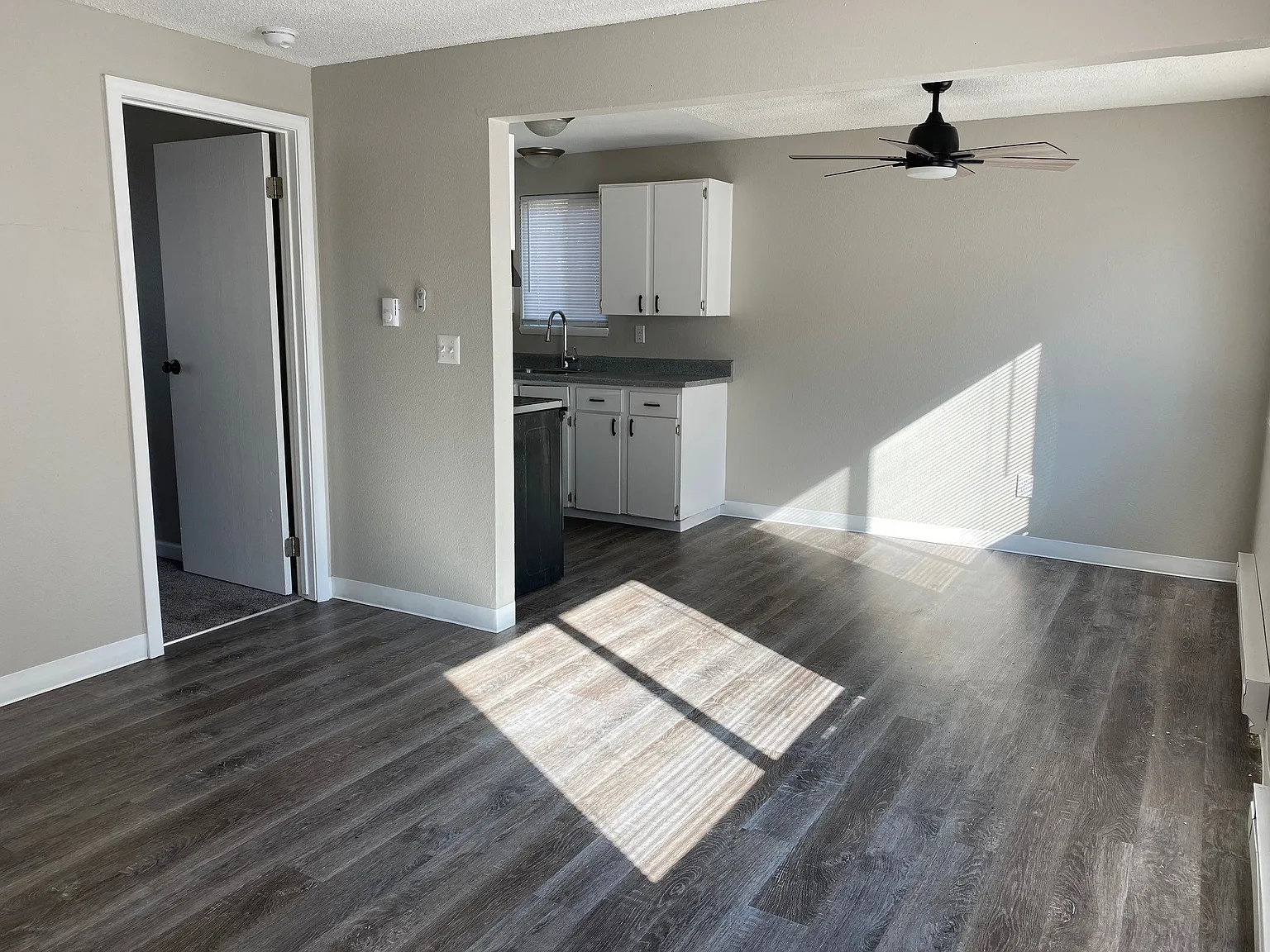 Malibu Apartments — Photo 4