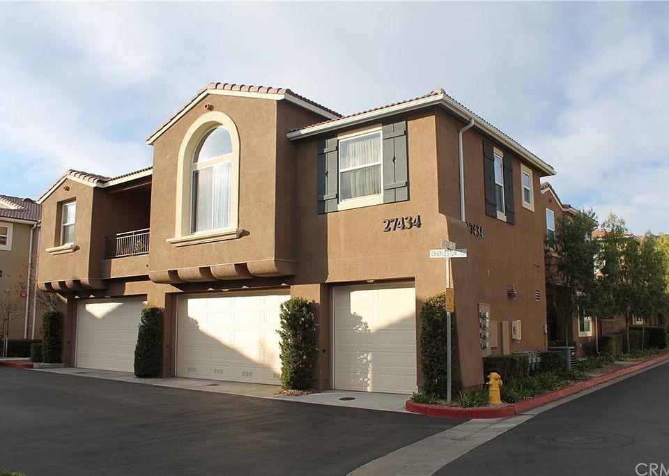 1st image of 27434 Charleston Ct Unit 3