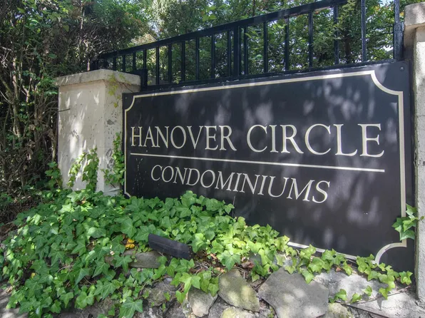 57 Hanover Cir S APT 317, Birmingham, AL 35205