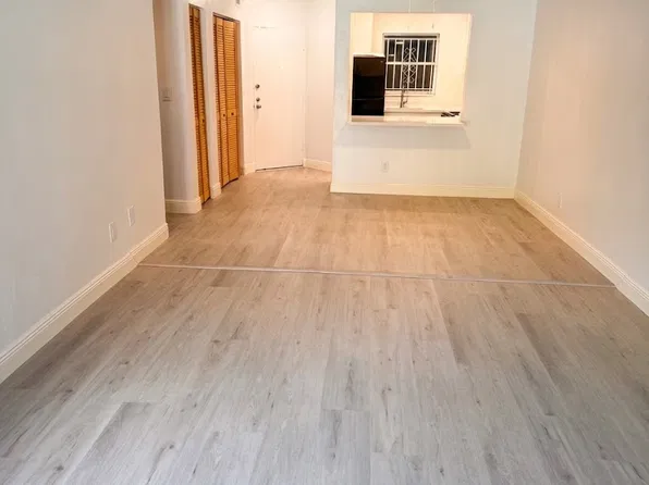 1750 W 46th St APT 123, Hialeah, FL 33012