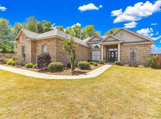 2006 Landcaster Ct, Deatsville, AL 36022