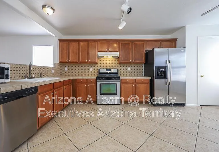 1892 W Bagley Way — Photo 8