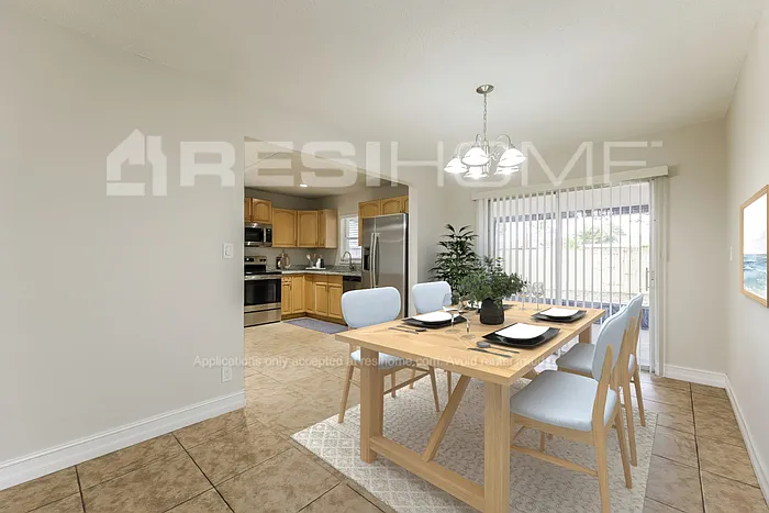 948 Jasmine St — Photo 3