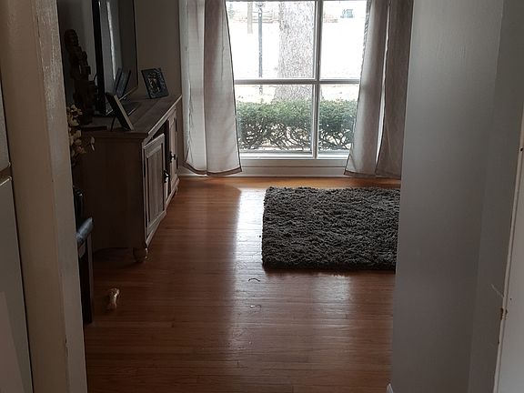 5th image of 7814 N Harlem Ave