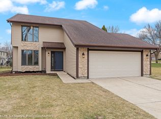 2161 Tellis Ln, Lisle, IL