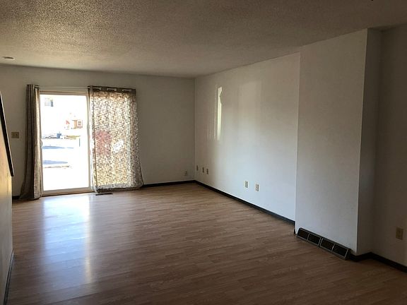 2nd image of 704 18th Ave APT 1