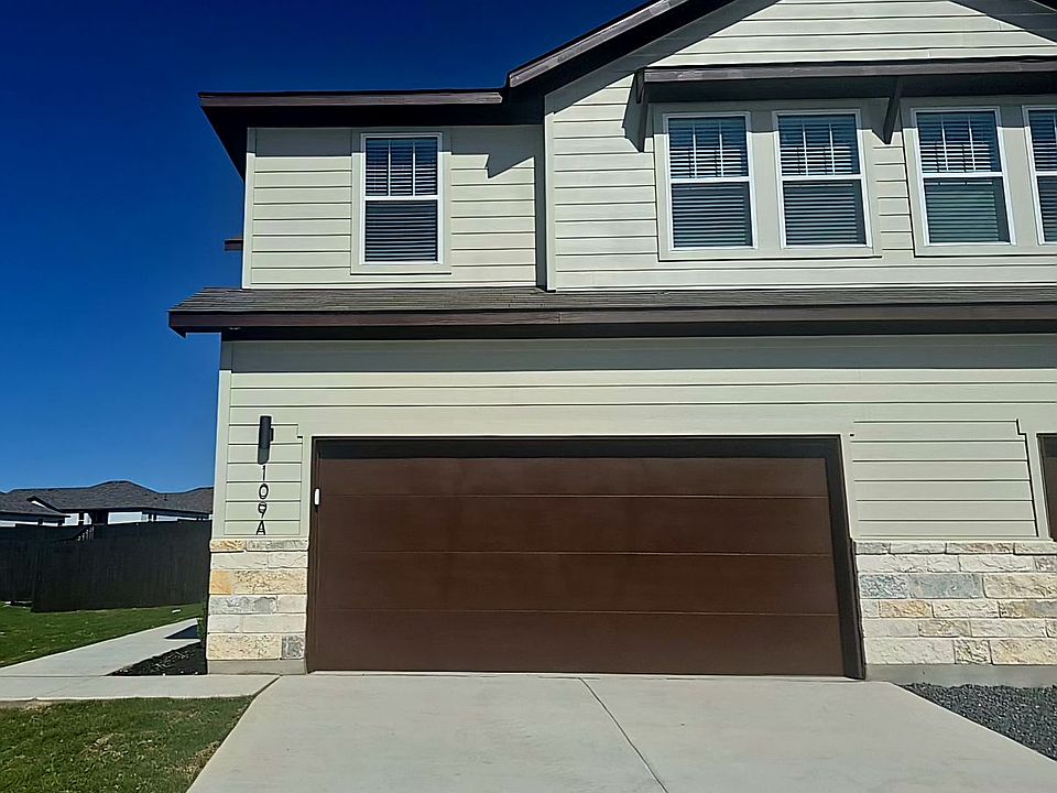 1st image of 109 Gunner Rd Unit A