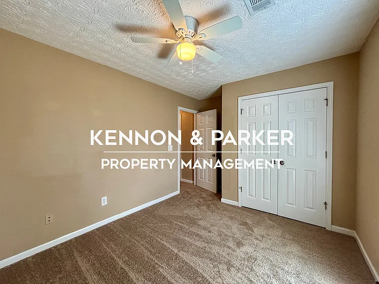 8028 Garrett Pines Dr — Photo 6