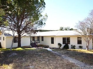 1586 County Road 270, Mico, TX 78056