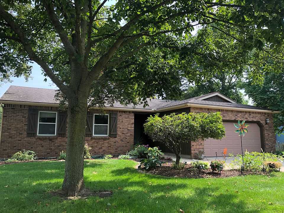 1st image of 873 Moss Glen Cir