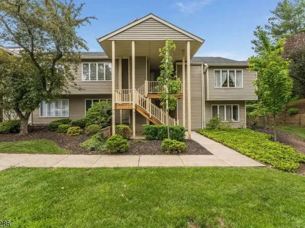 20 Westchester Ter, Clinton Twp., NJ 08801