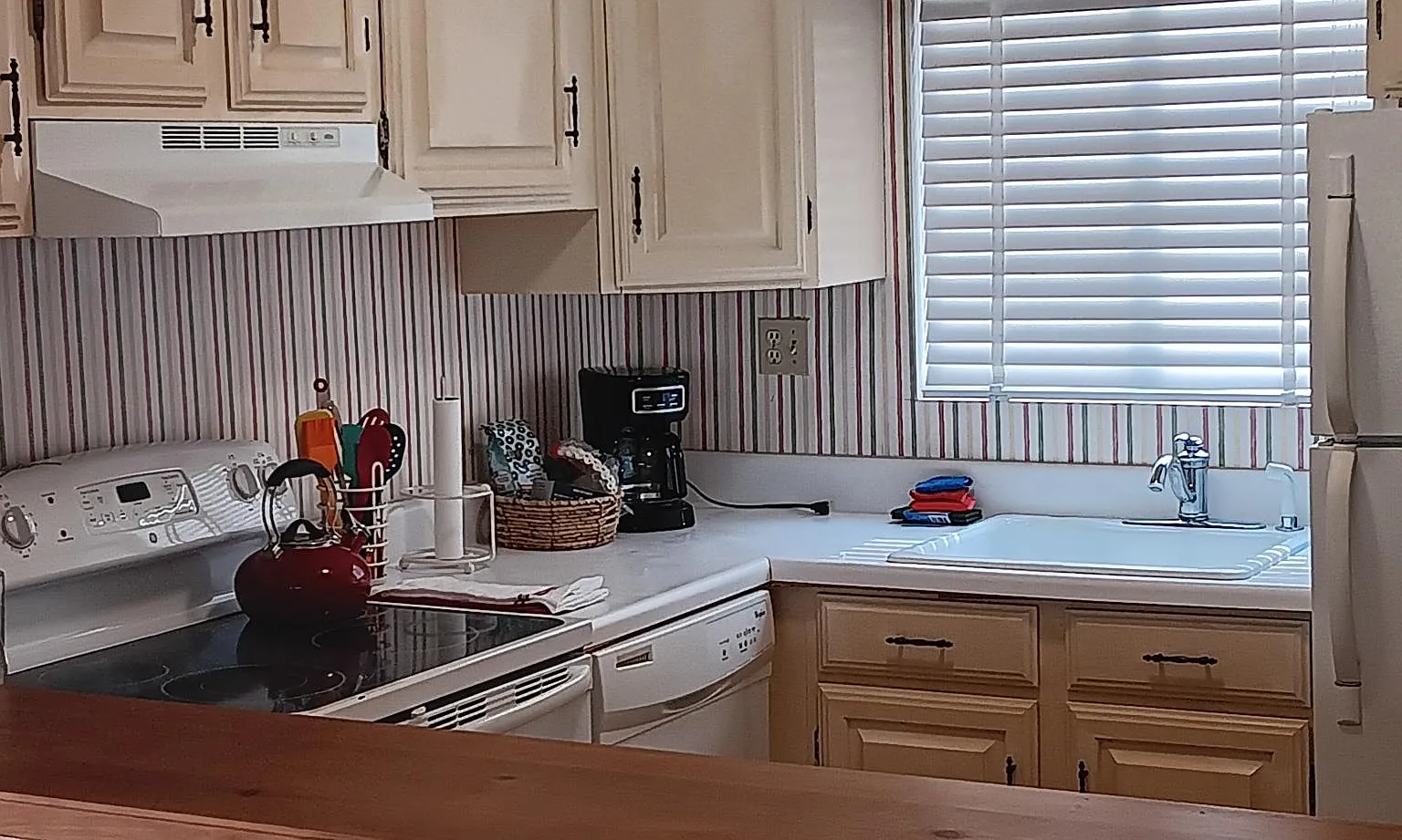 5 Pine Tree Rd — Photo 1