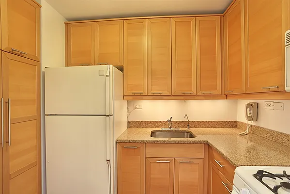 Sold by Corcoran | media 14